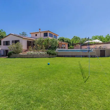 Andrea By Interhome 펜션 Šišan