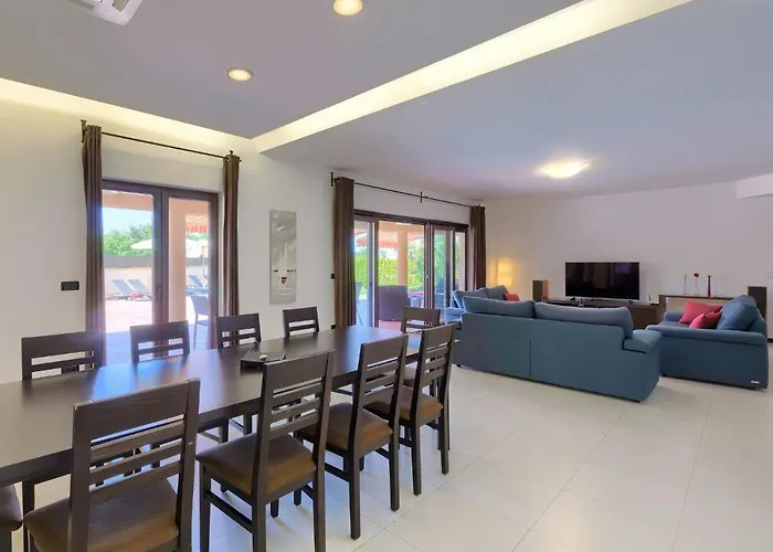 Andrea By Interhome Сasa de vacaciones Šišan