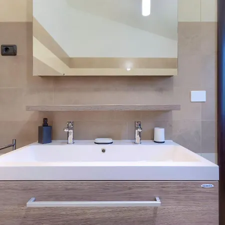 Andrea - Pul463 By Interhome * Sisan