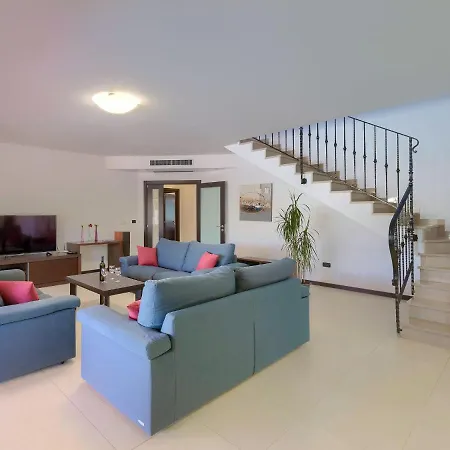 Andrea - Pul463 By Interhome * Šišan