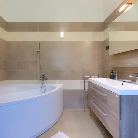 Holiday home Andrea - Pul463 By Interhome *